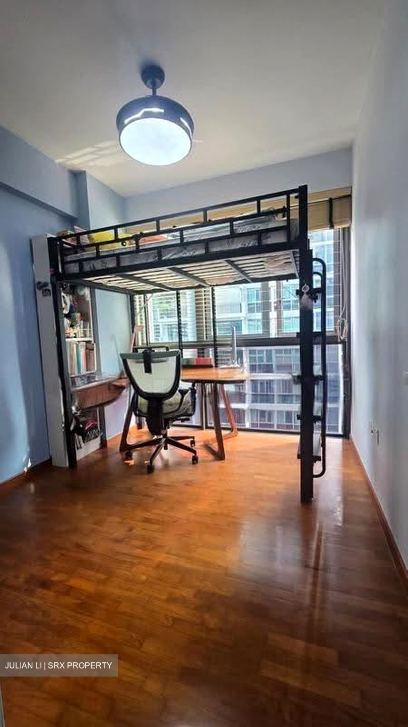 Esparina Residences (D19), Condominium #628483011